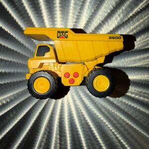 Maxx Action Construction Yellow Truck Lights & Sound Construction Toys